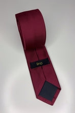 Load image into Gallery viewer, Burgundy Tie