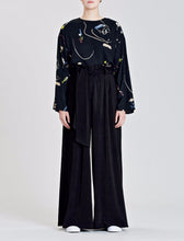 Load image into Gallery viewer, Floral Oversized Top